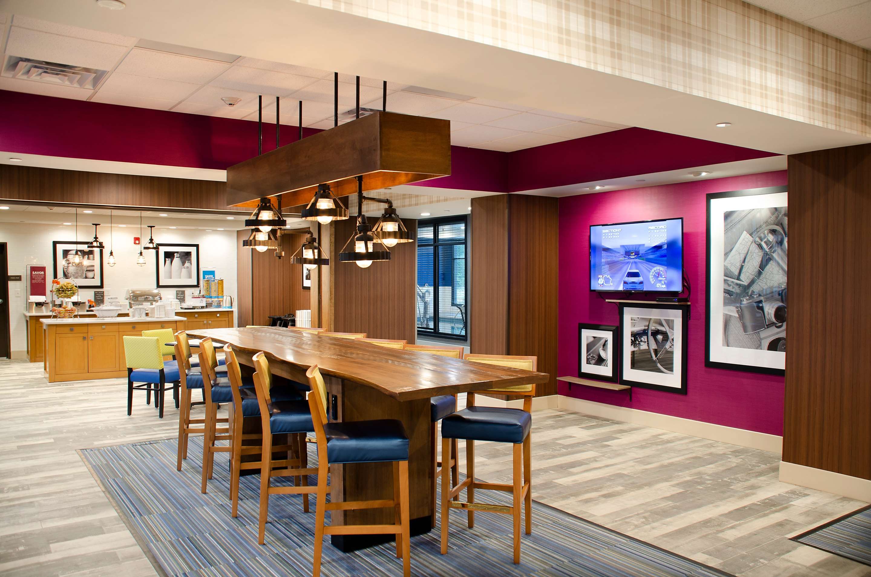 Lobby | Hampton Inn Lebanon