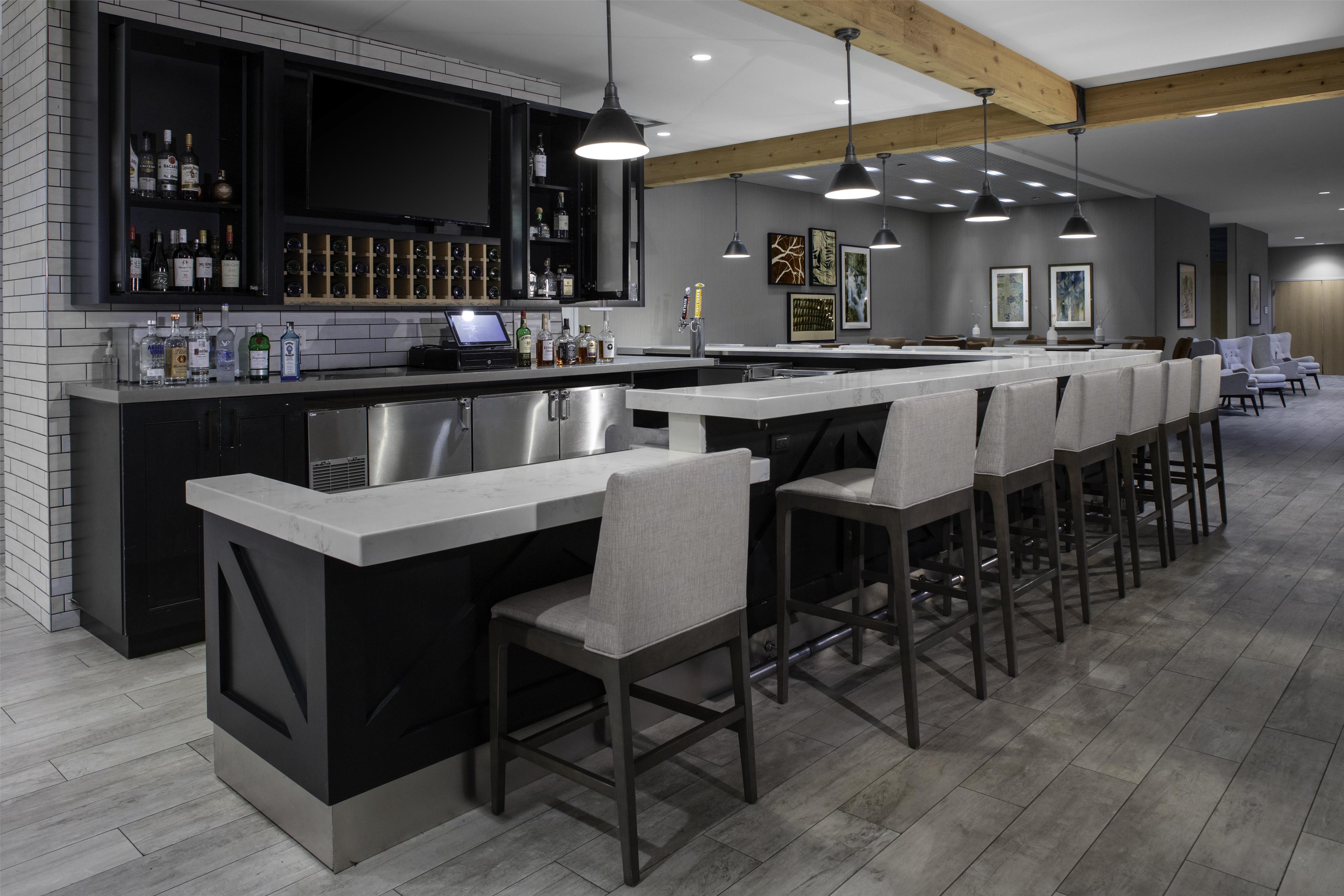 BarLounge | Hilton Garden Inn Jackson