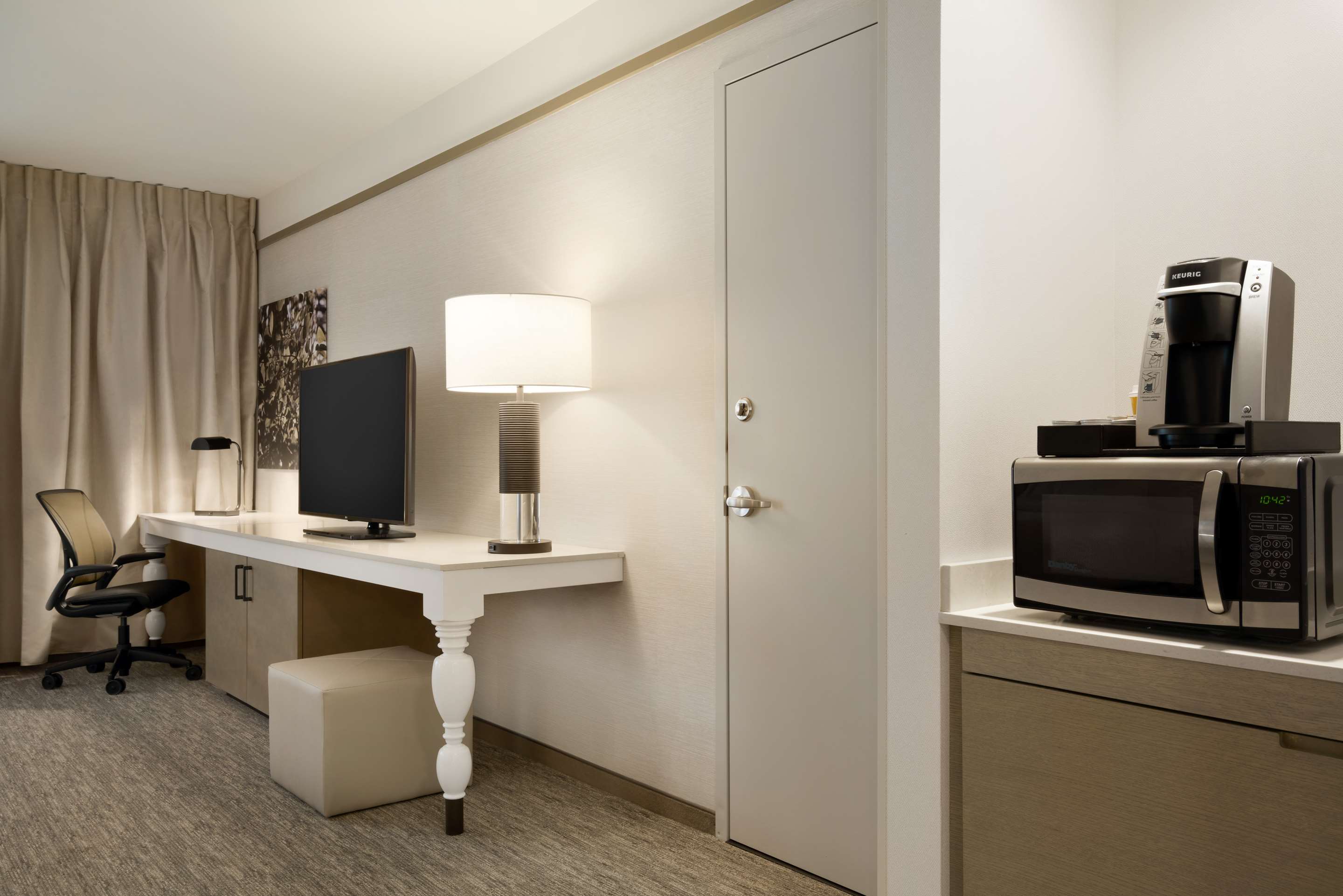 Guest room