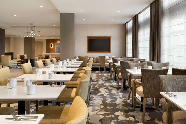 Restaurant - Hilton Garden Inn Newtown Square