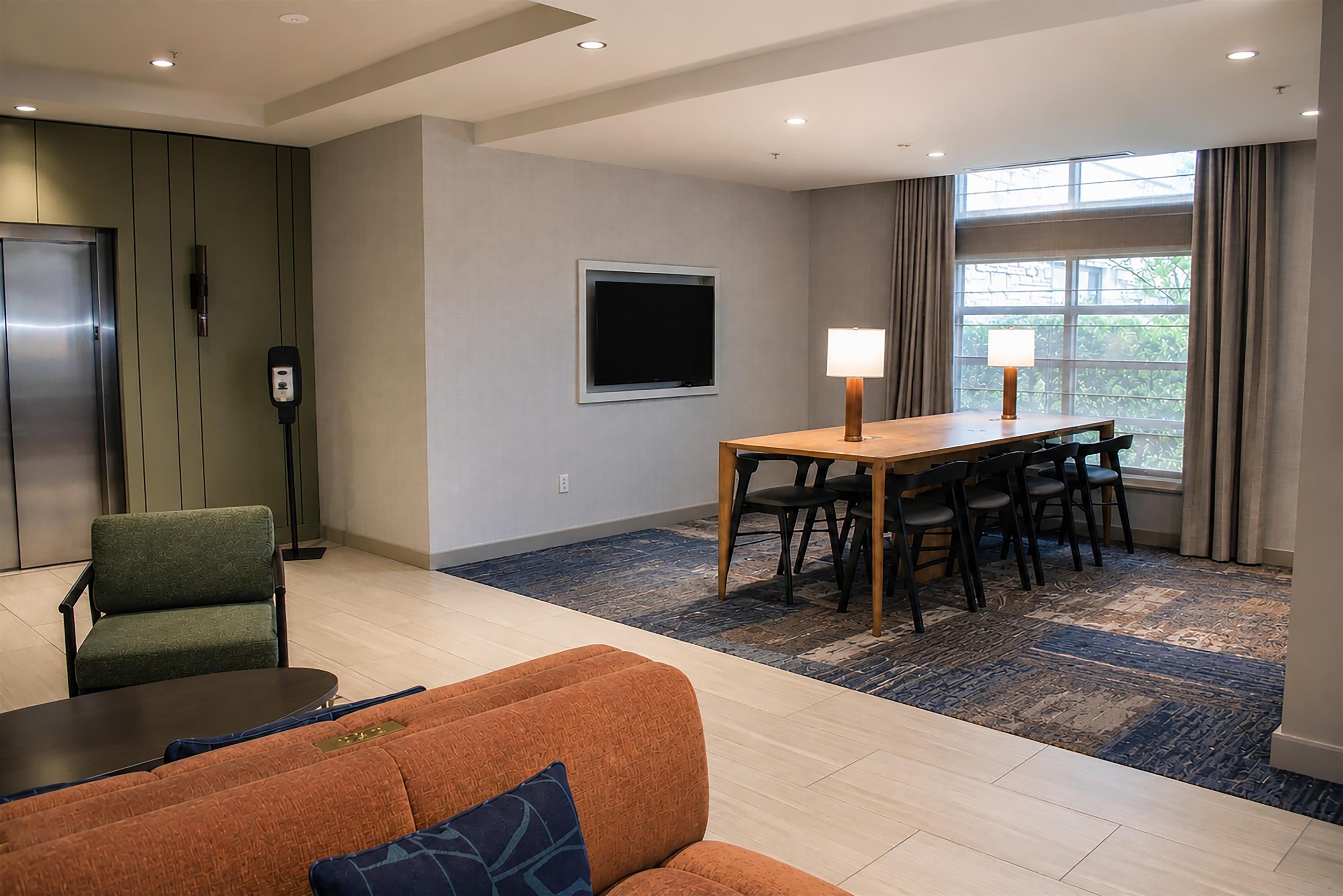 Lobby | Hilton Garden Inn Newtown Square Radnor