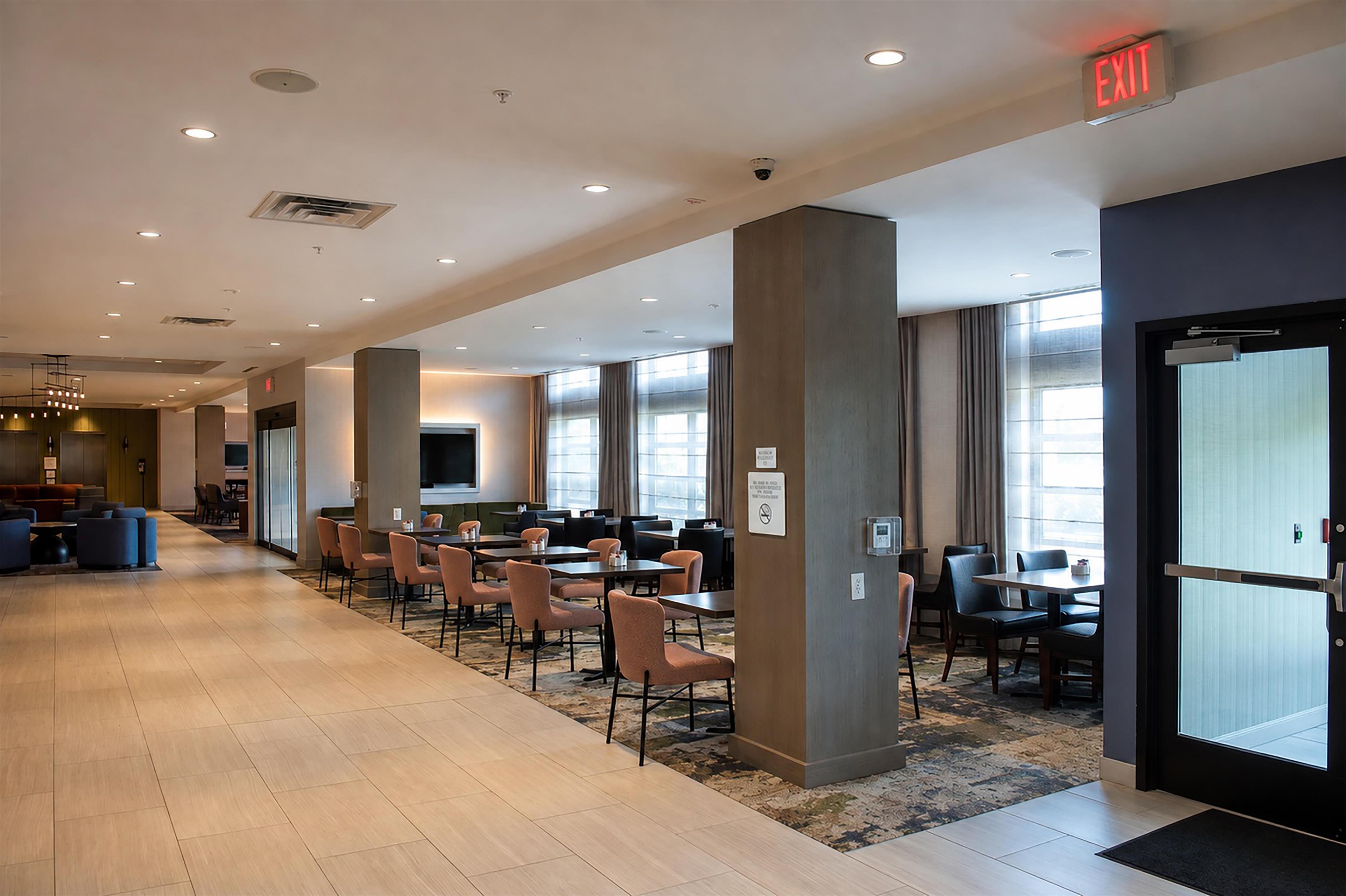 Restaurant | Hilton Garden Inn Newtown Square Radnor