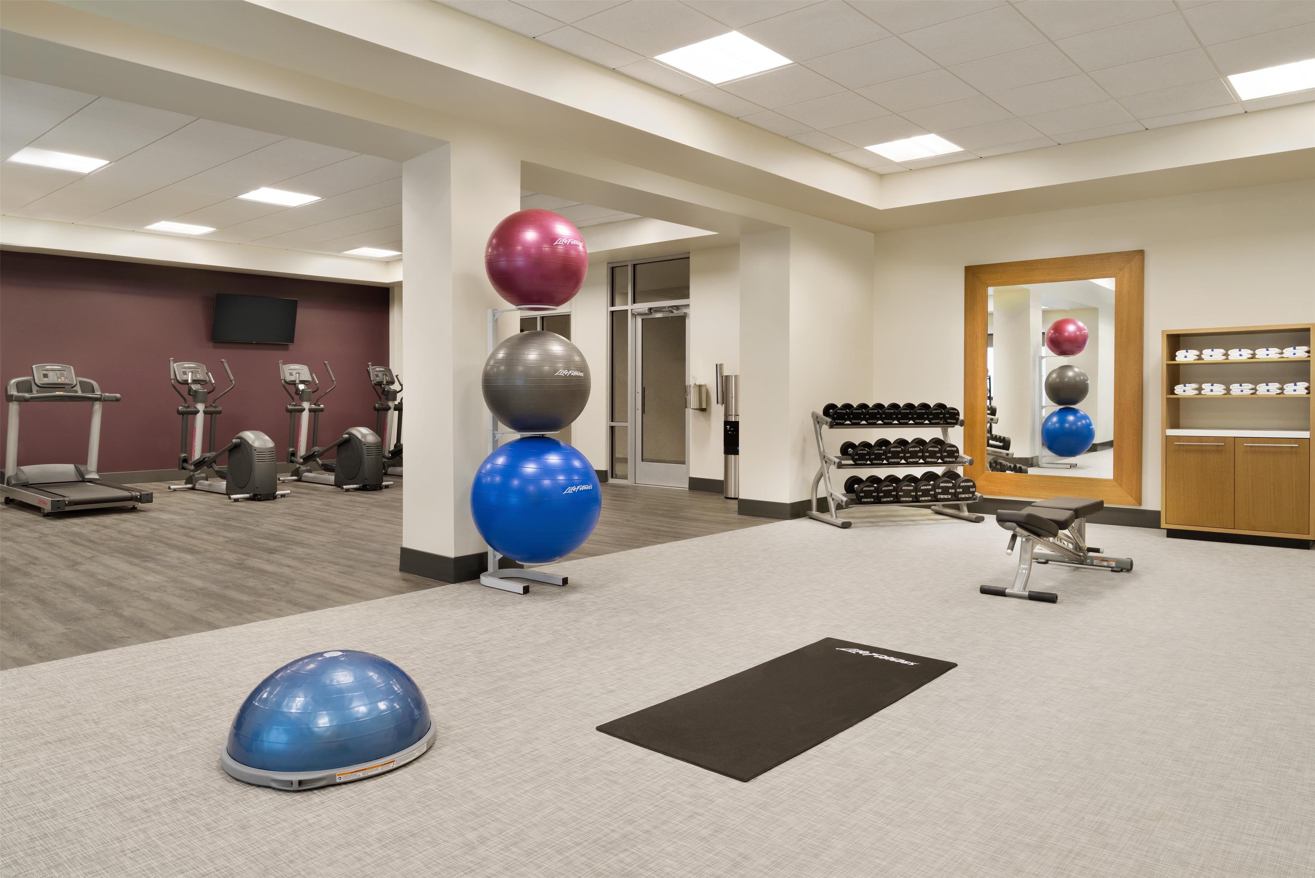 Health club fitness center gym | Hilton Garden Inn Newtown Square Radnor