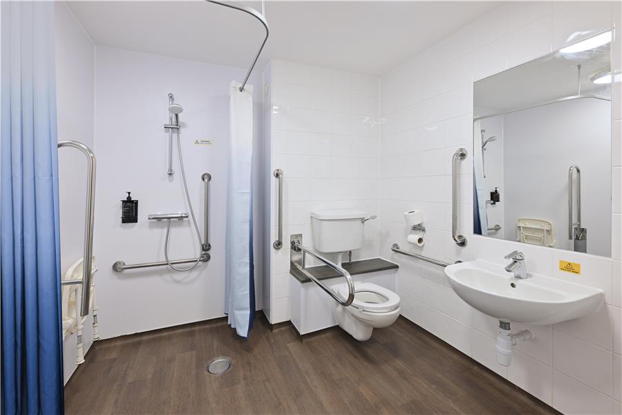 Guest Room,Bathroom,Accessibility,On-Site