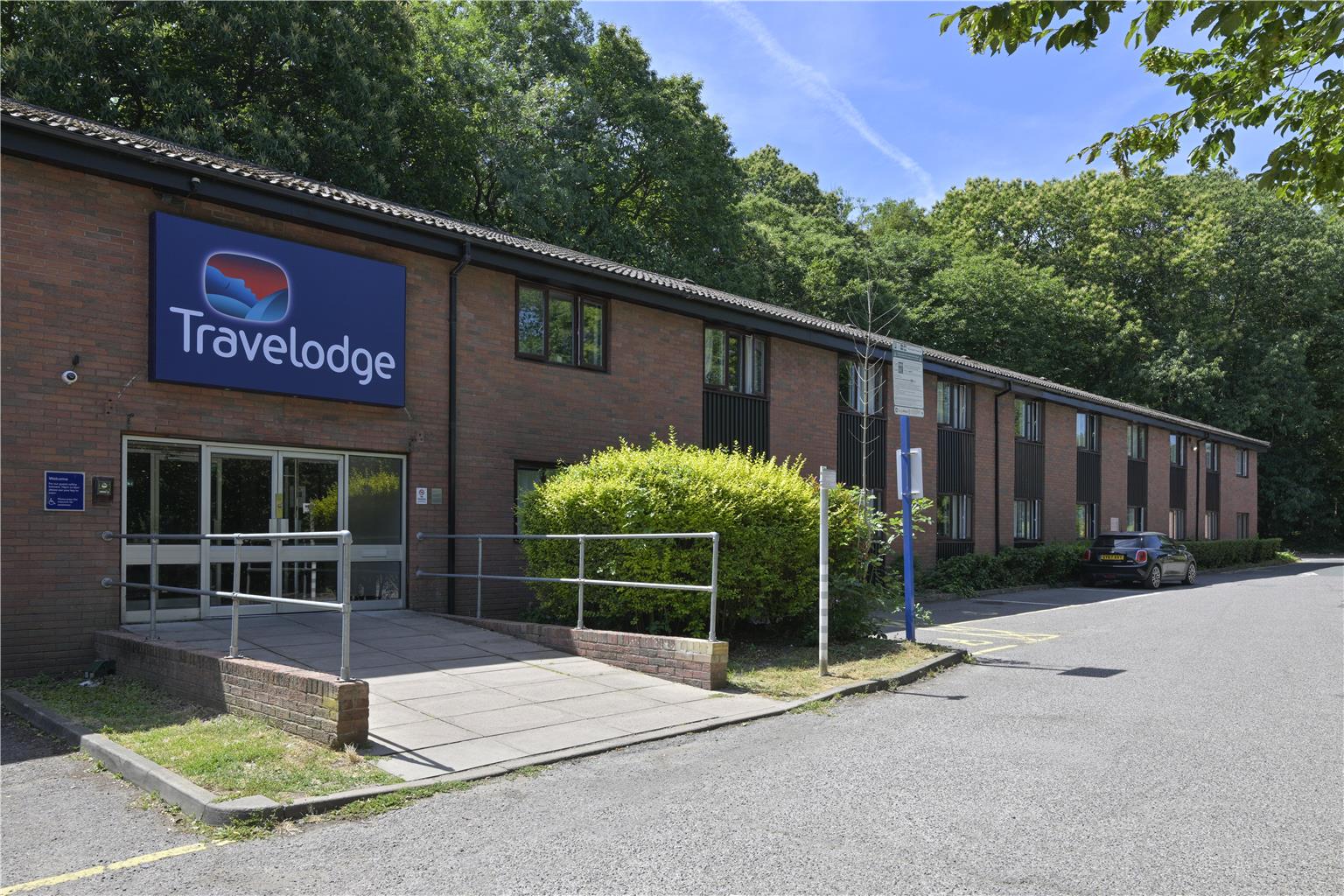 Travelodge Medway M2