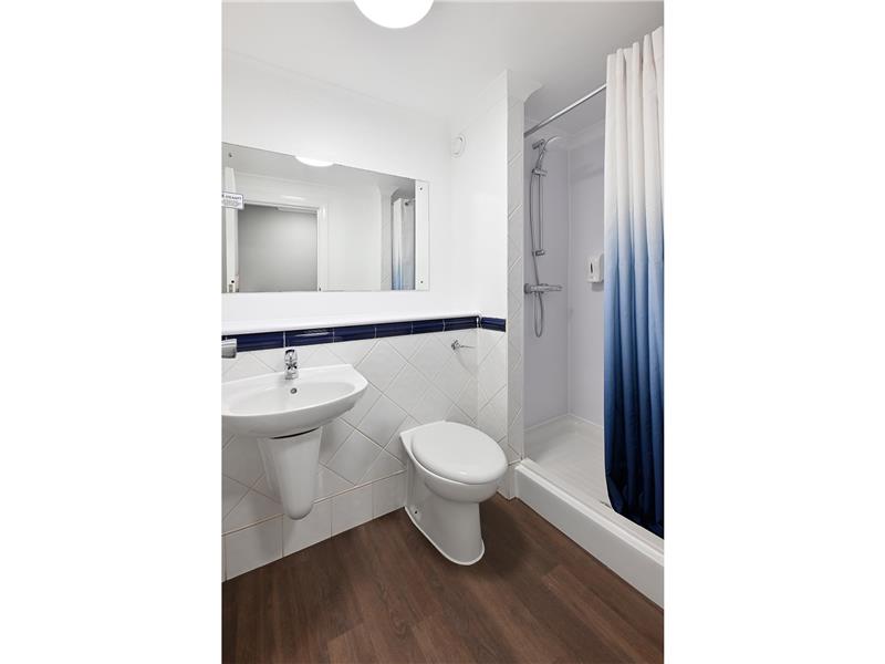 Guest Room,Bathroom,On-Site