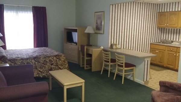  - Baymont Inn & Suites Cookeville - I-40, Exit 290