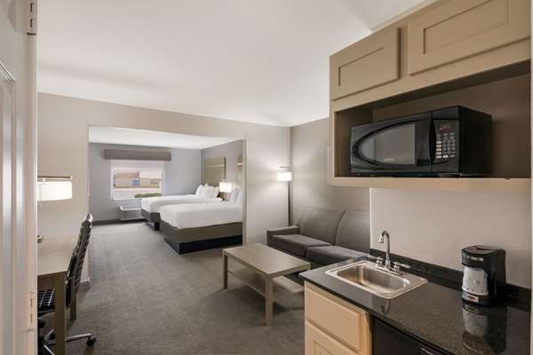  - Best Western Plus Killeen Fort Hood Hotel & Suites