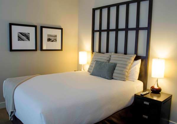  - Oswego Hotel Victoria