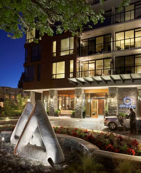 Exterior view - Oswego Hotel Victoria