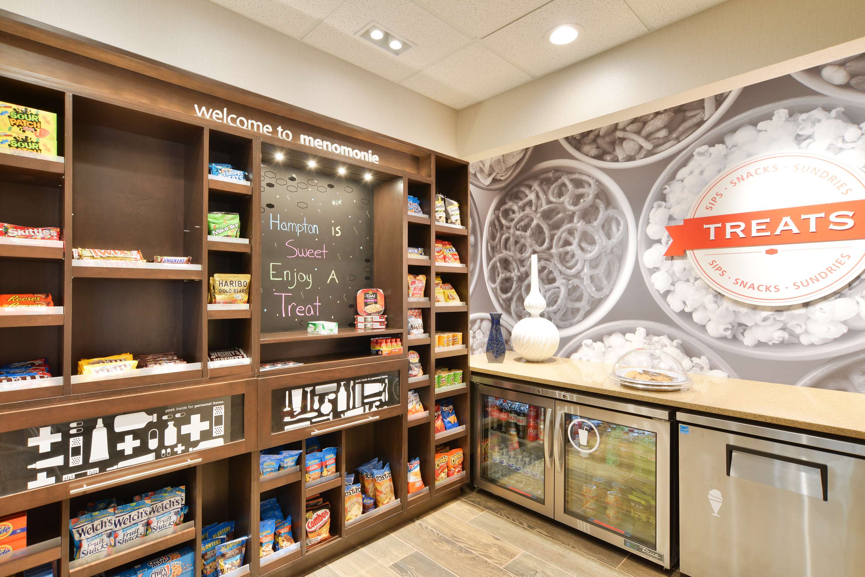Restaurant | Hampton Inn & Suites Menomonie-UW Stout