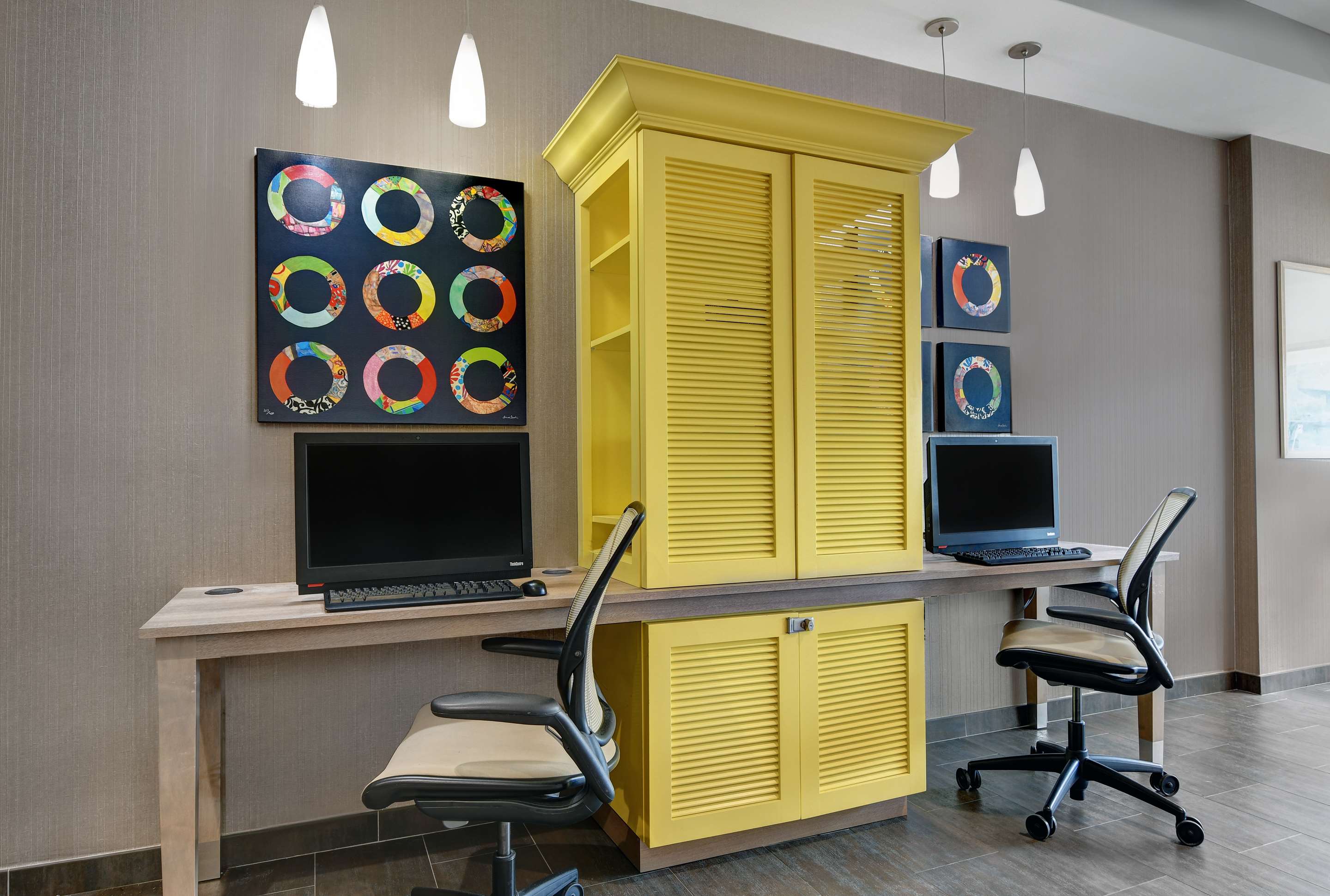 Lobby | Home2 Suites by Hilton Bordentown