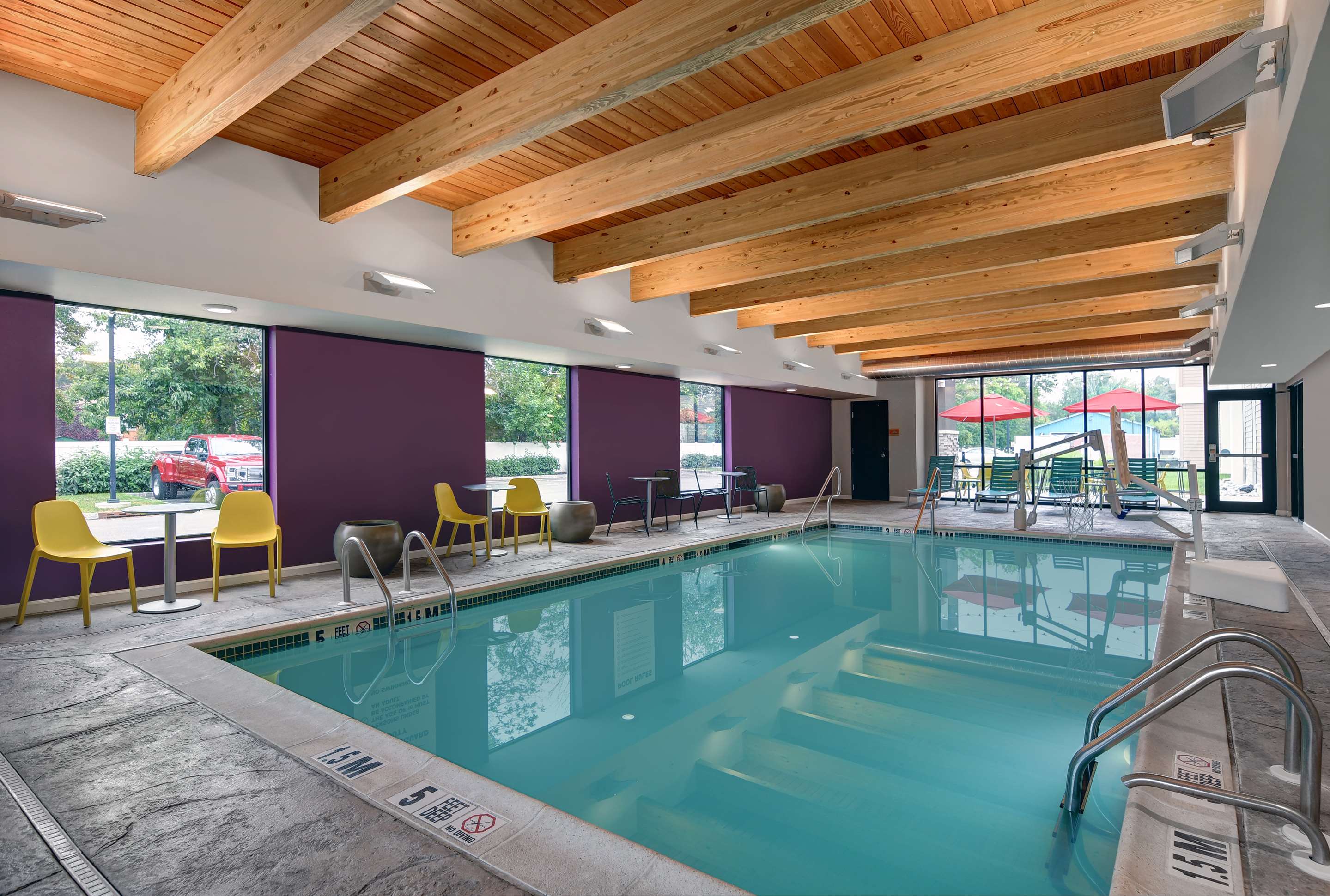 Pool | Home2 Suites by Hilton Bordentown