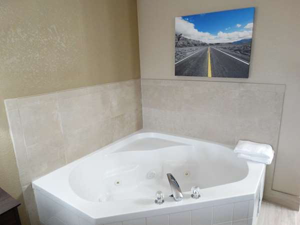 Suite - Best Western Snowflake Inn