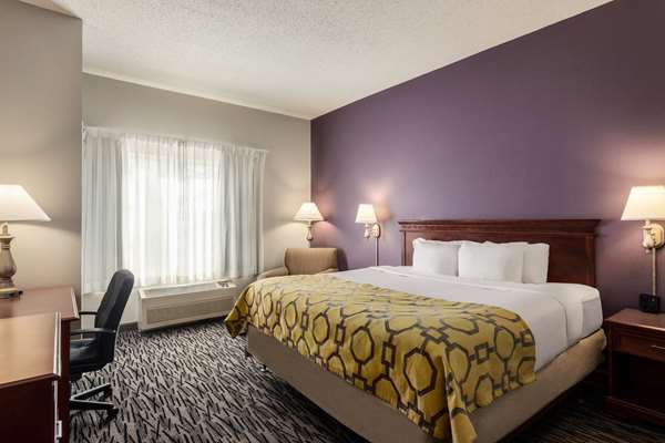  - Baymont Inn & Suites Northeast Springfield - I-44, Exit 80