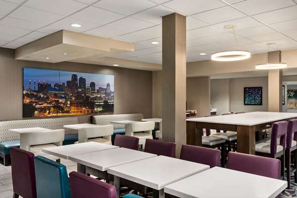  - Baymont Inn & Suites Northeast Springfield - I-44, Exit 80