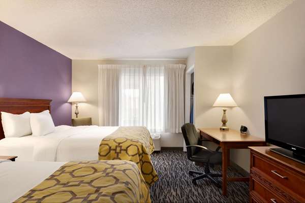  - Baymont Inn & Suites Northeast Springfield - I-44, Exit 80