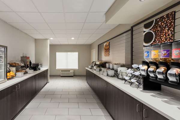  - Baymont Inn & Suites Northeast Springfield - I-44, Exit 80