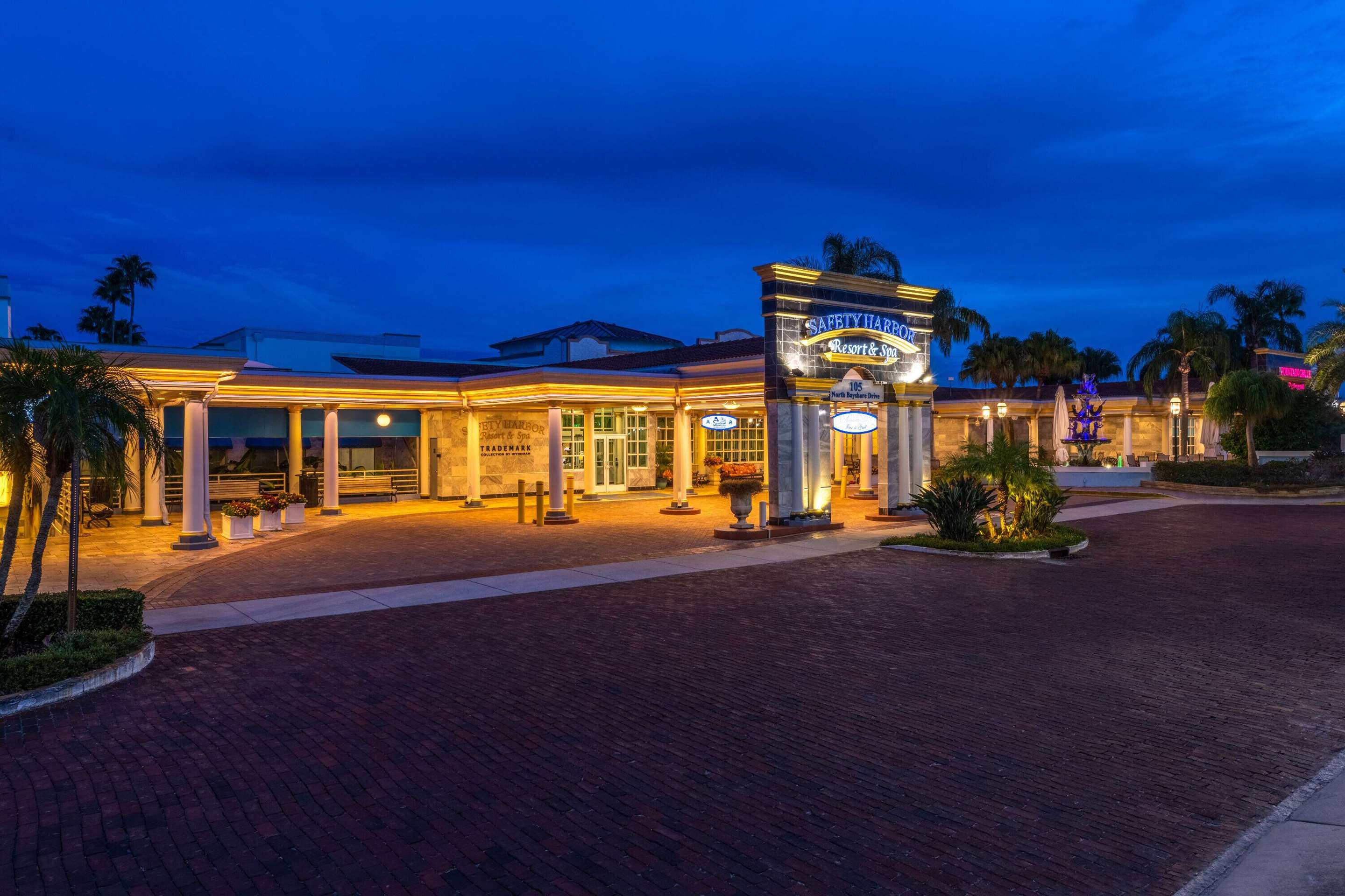 Exterior | Safety Harbor Resort & Spa Trademark Collection by Wyndham