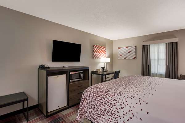  - SureStay Hotel by Best Western Higginsville