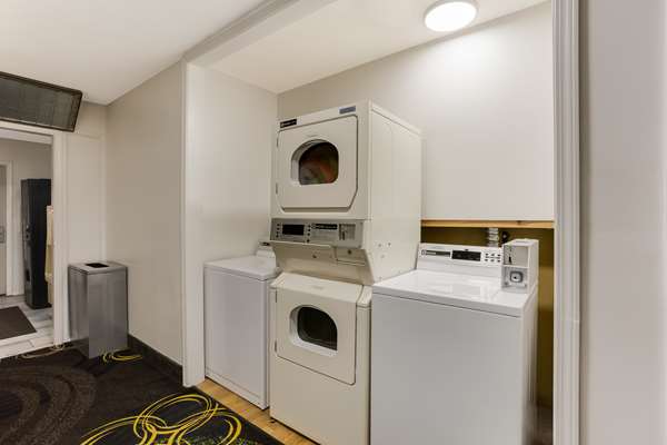  - SureStay Hotel by Best Western Higginsville