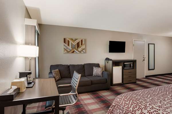  - SureStay Hotel by Best Western Higginsville