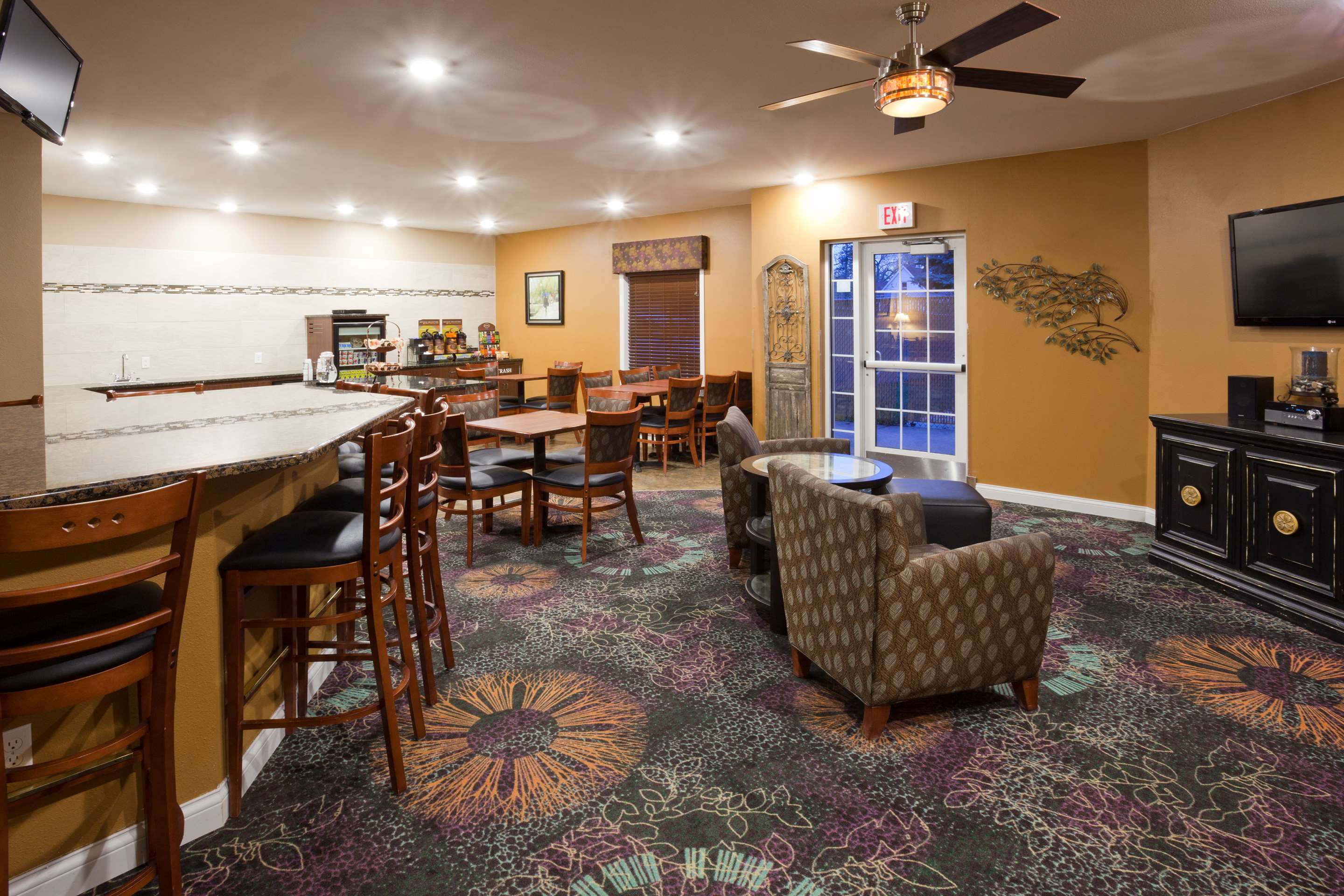 GrandStay STC Breakfast Area | GrandStay Residential Suites Hotel - Saint Cloud
