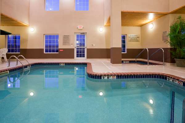 Pool - GrandStay Hotel & Suites Ames