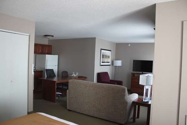  - GrandStay Hotel & Suites Ames