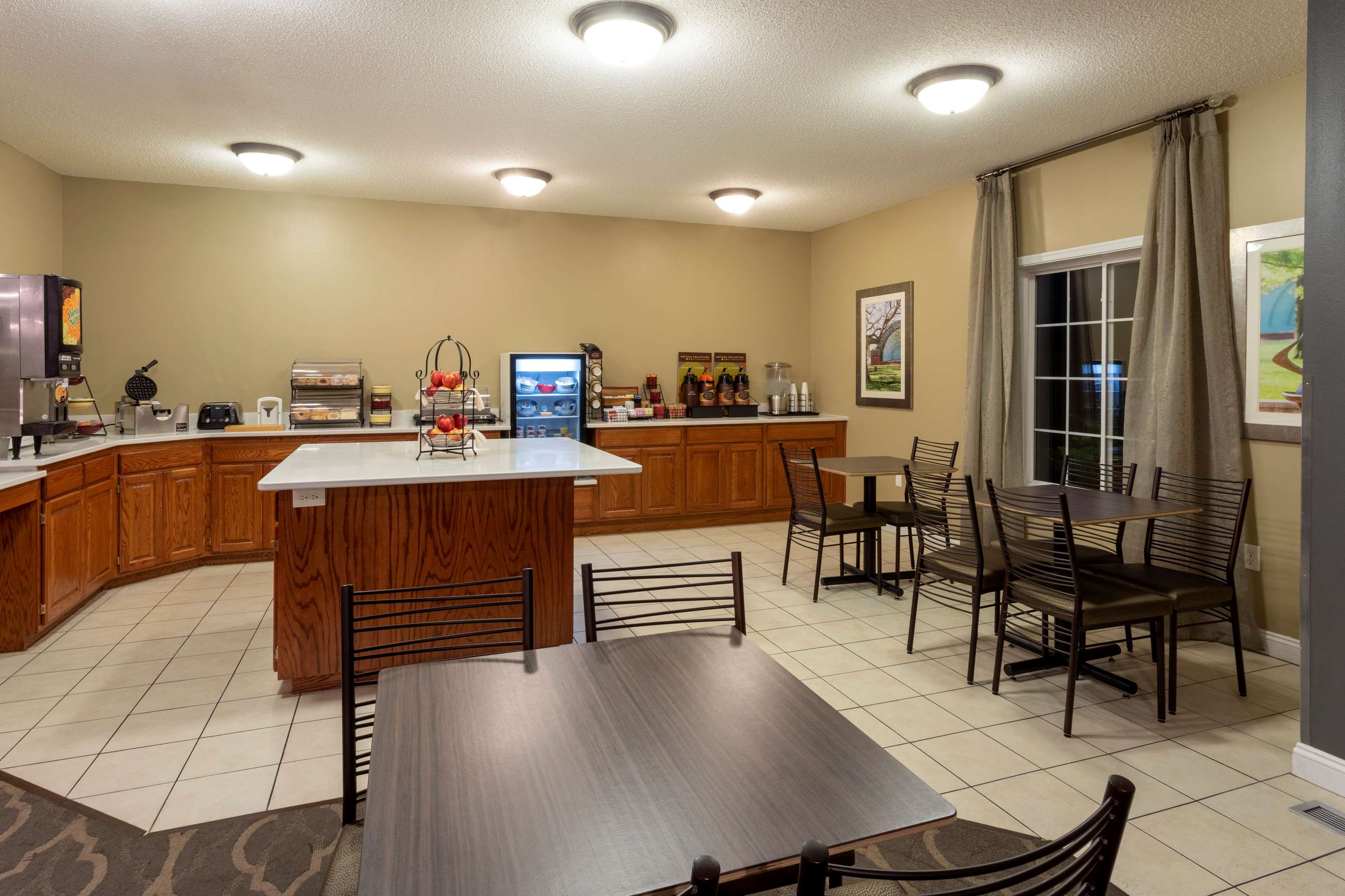 Breakfast Area New | GrandStay Hotel & Suites