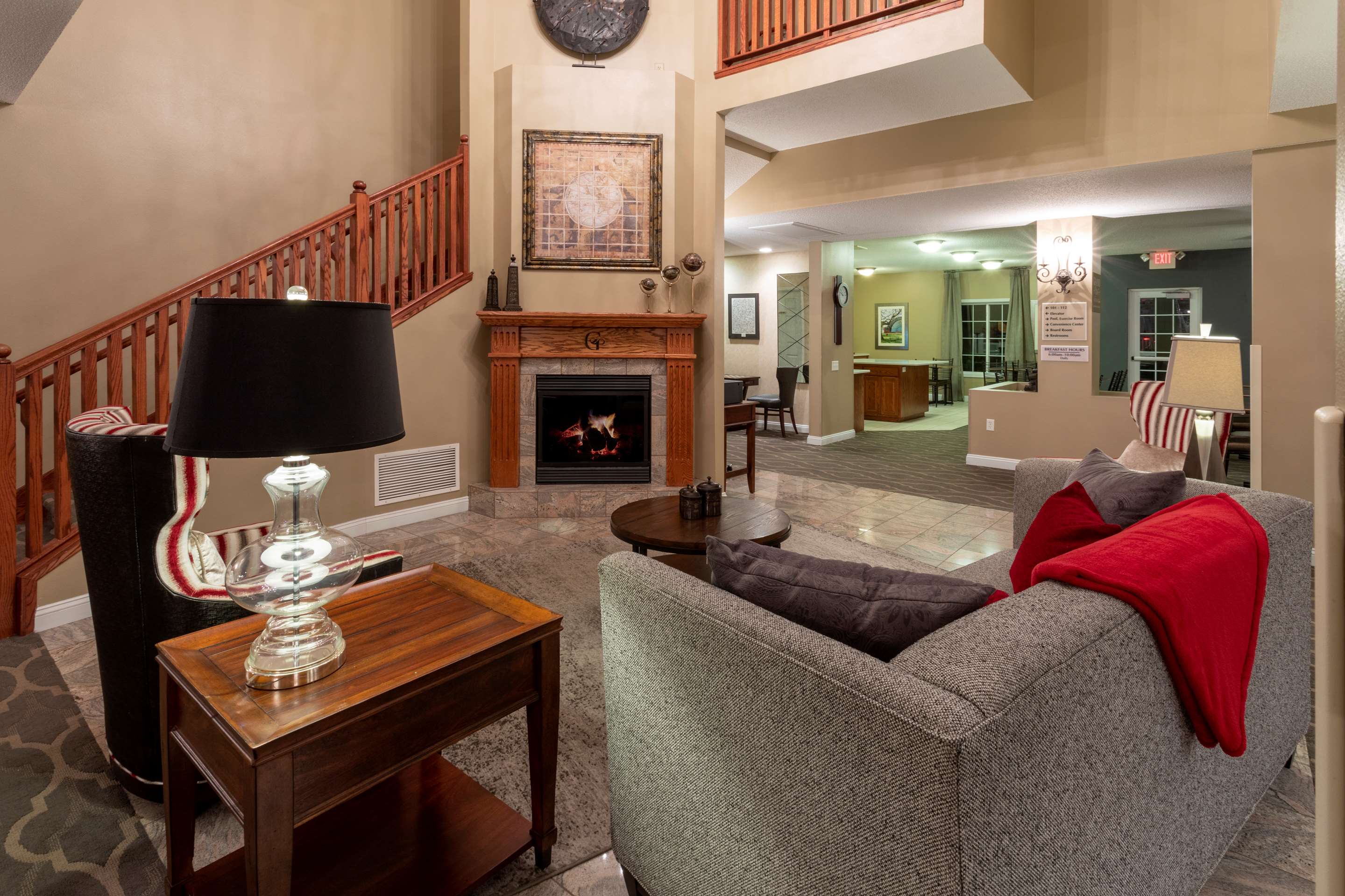 Lobby | GrandStay Hotel & Suites