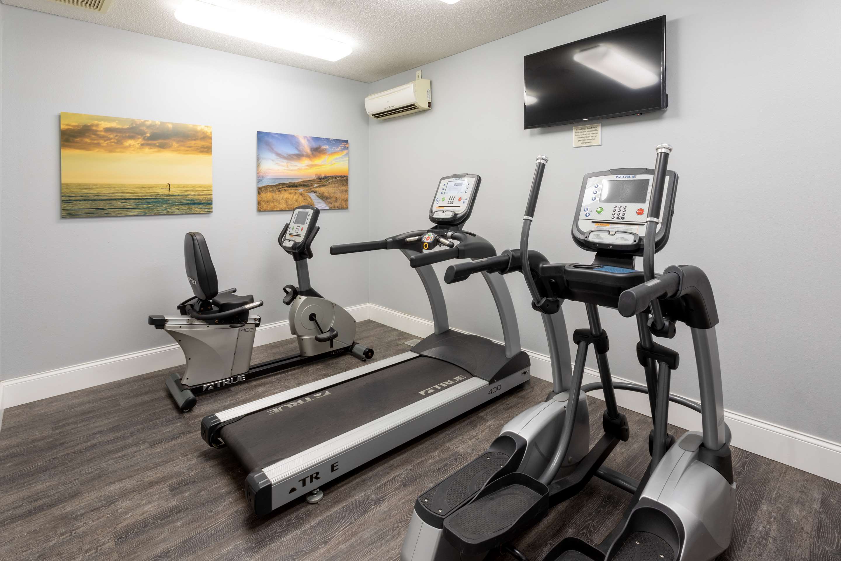 Fitness Center | Grandstay Residential Suites Hotel - Sheboygan