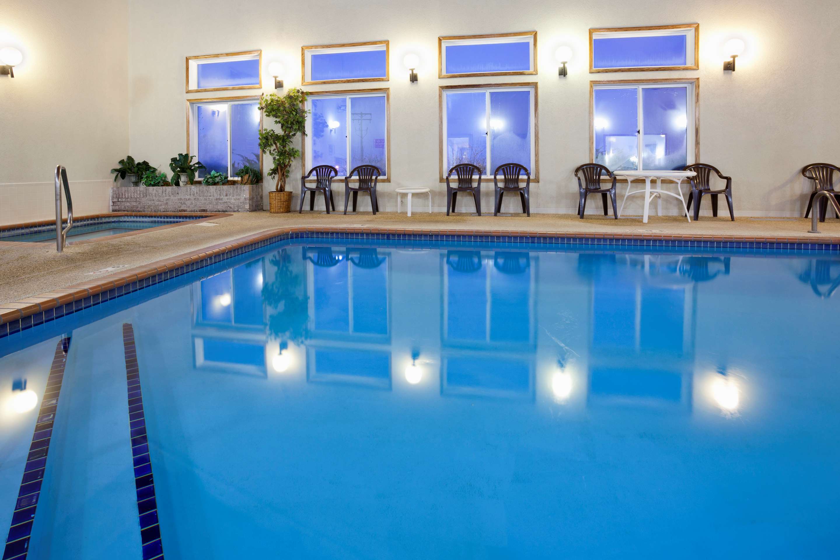 GrandStay Waseca Pool