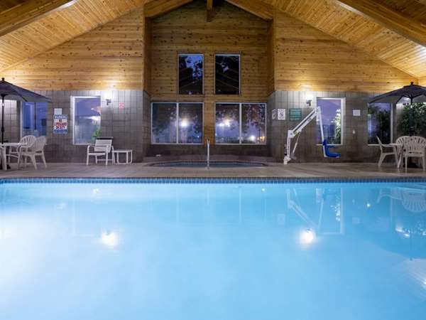 Pool - GrandStay Hotel & Suites Cambridge