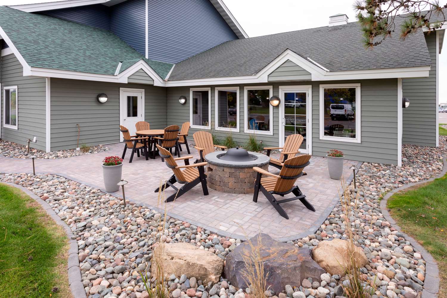 GrandStay Hotel & Suites Cambridge, MN See Discounts