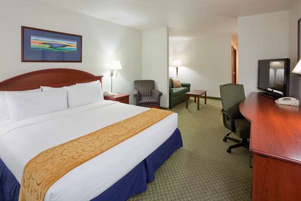 Suite - GrandStay Hotel & Suites Becker