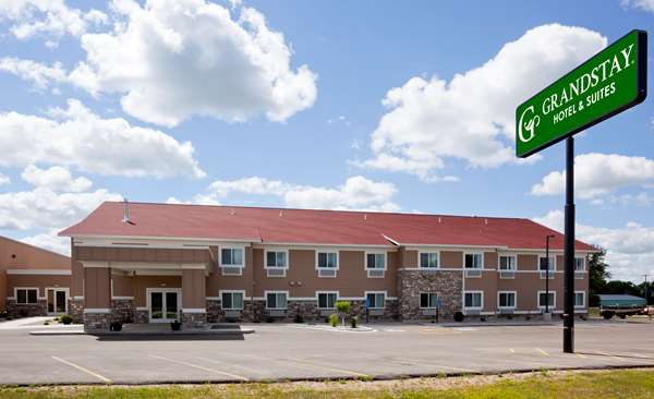 Exterior view - GrandStay Hotel & Suites Parkers Prairie