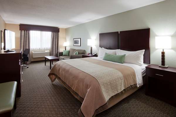  - GrandStay Hotel & Suites Glenwood