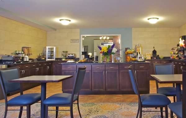 Amenities - GrandStay Hotel & Suites Mount Horeb