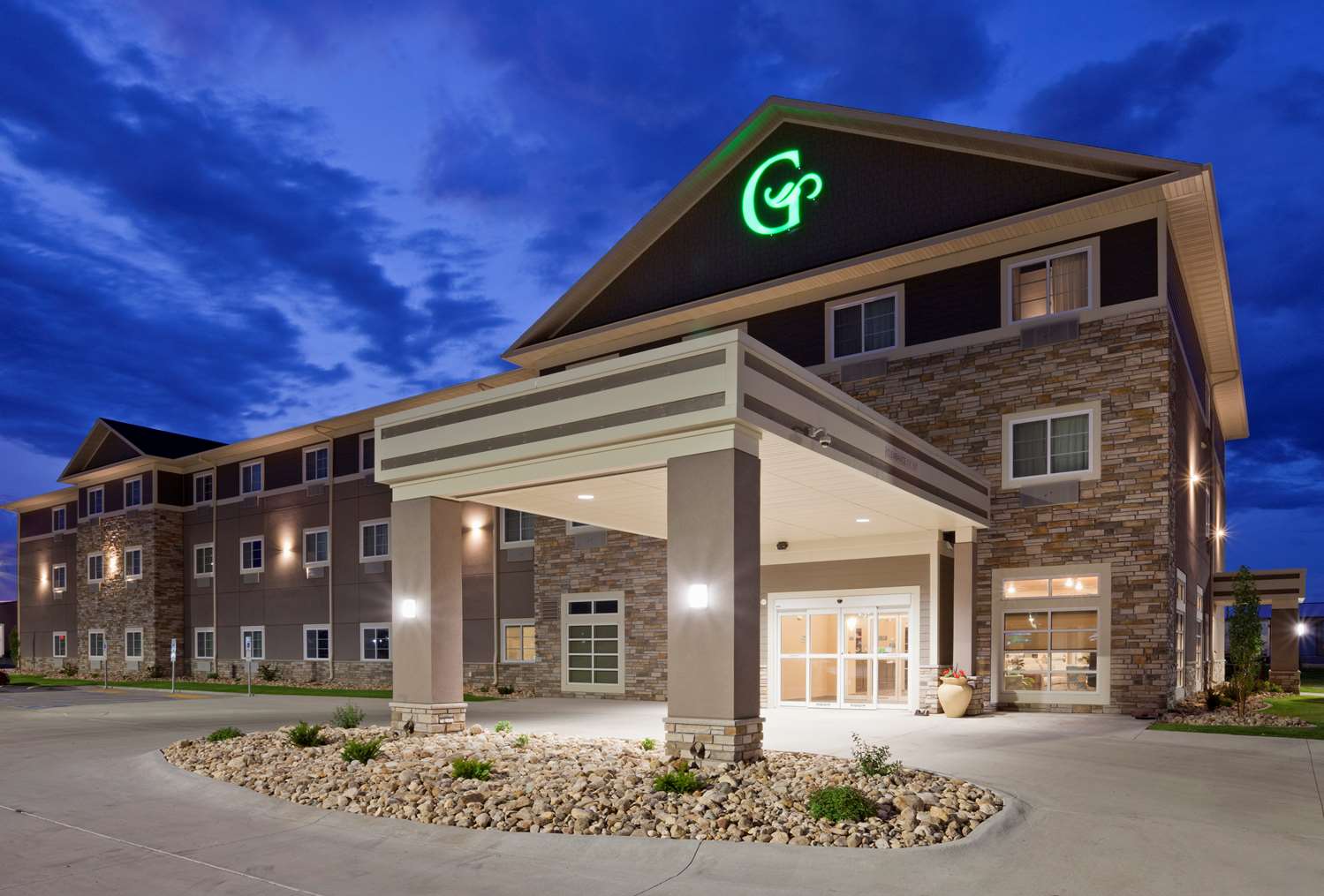 GrandStay Hotel & Suites Valley City, ND See Discounts