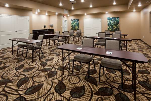  - GrandStay Hotel & Suites Valley City - I-94, Exit 292
