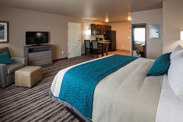 Suite - GrandStay Hotel & Suites Valley City - I-94, Exit 292
