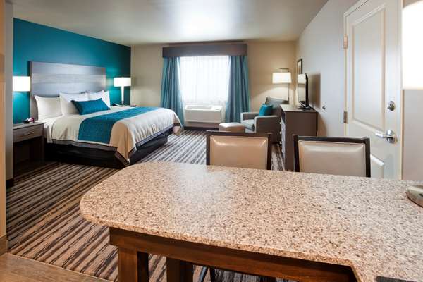 Suite - GrandStay Hotel & Suites Valley City - I-94, Exit 292