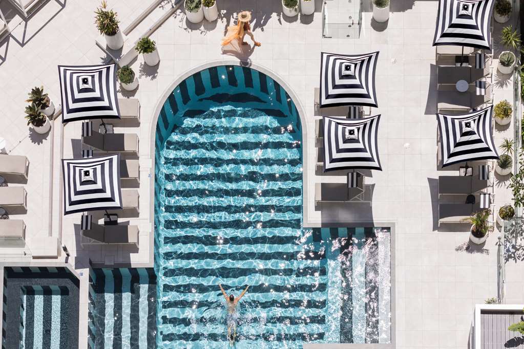 Guest photo