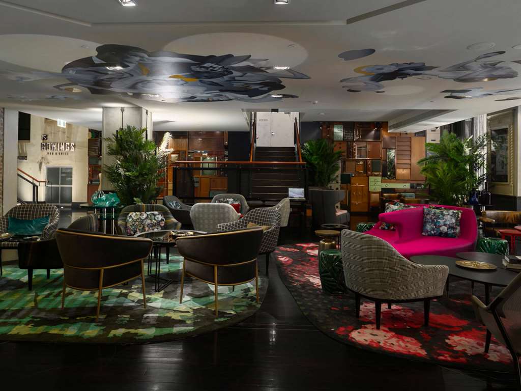 Guest photo