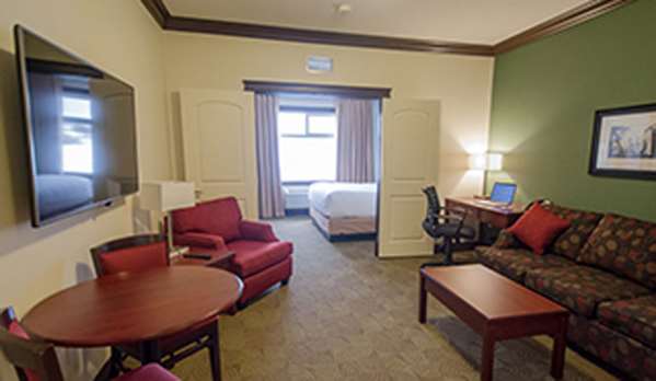 Suite - Kindersley Inn