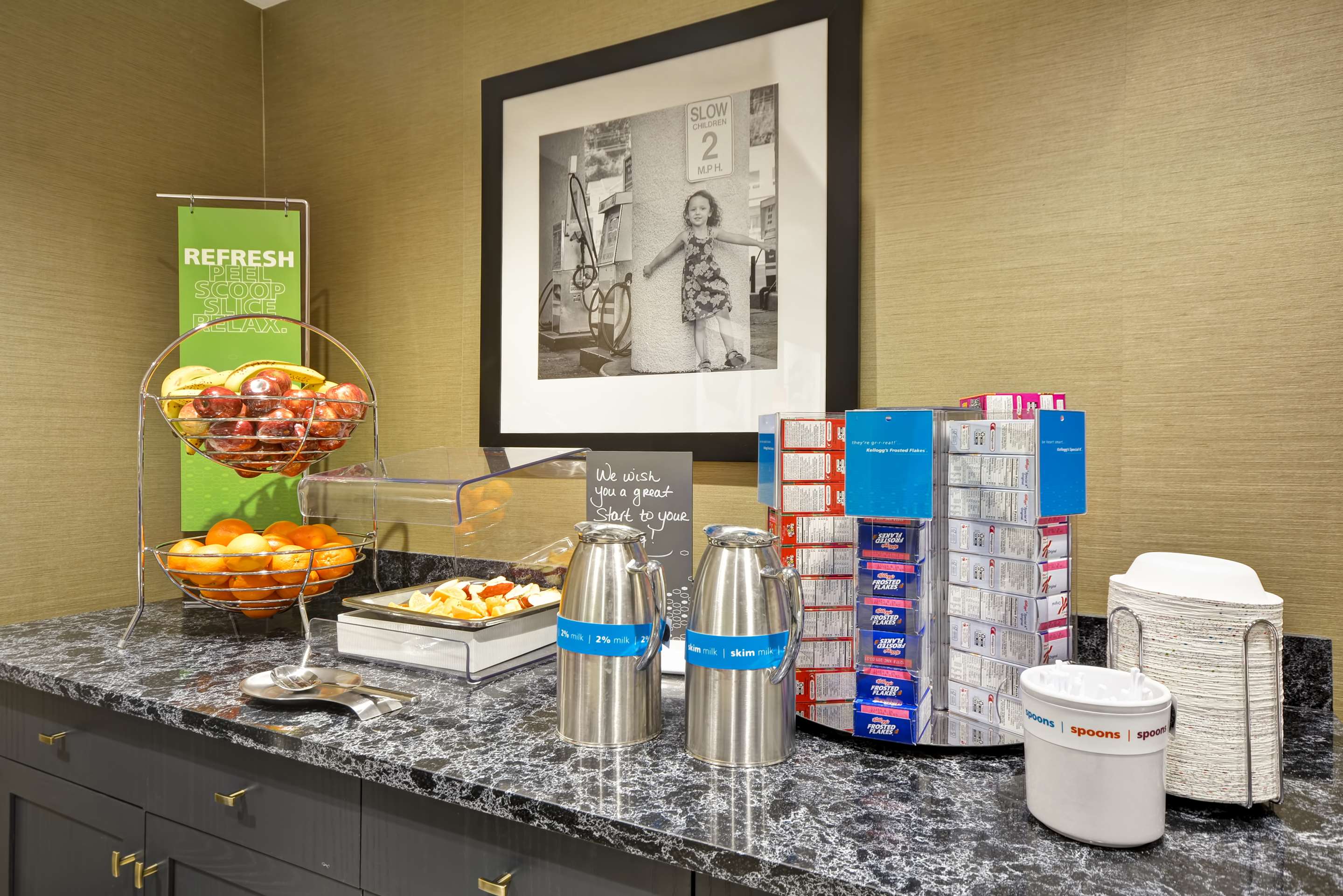 Restaurant | Hampton Inn & Suites Detroit/Warren