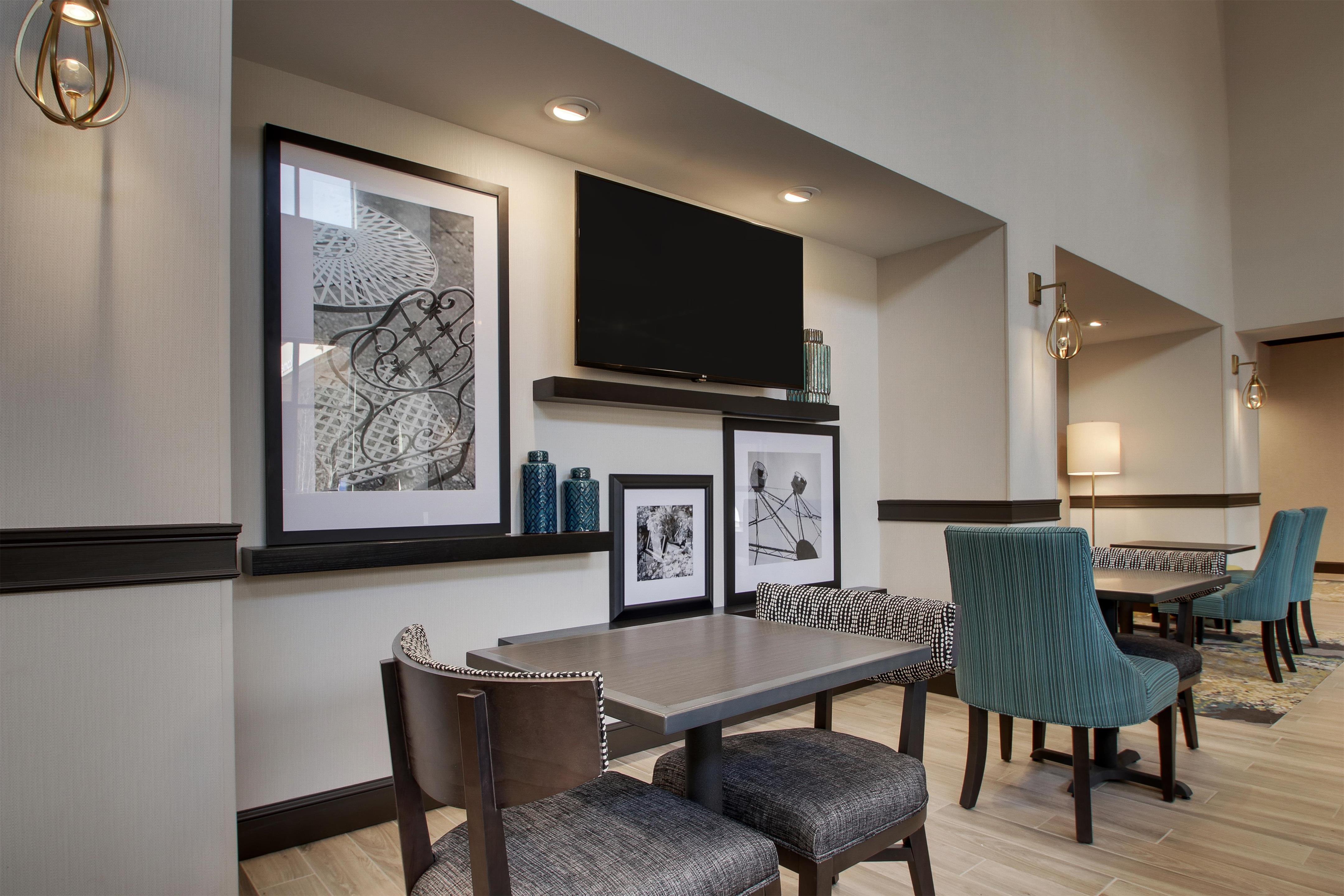 Restaurant | Hampton Inn & Suites Knightdale Raleigh