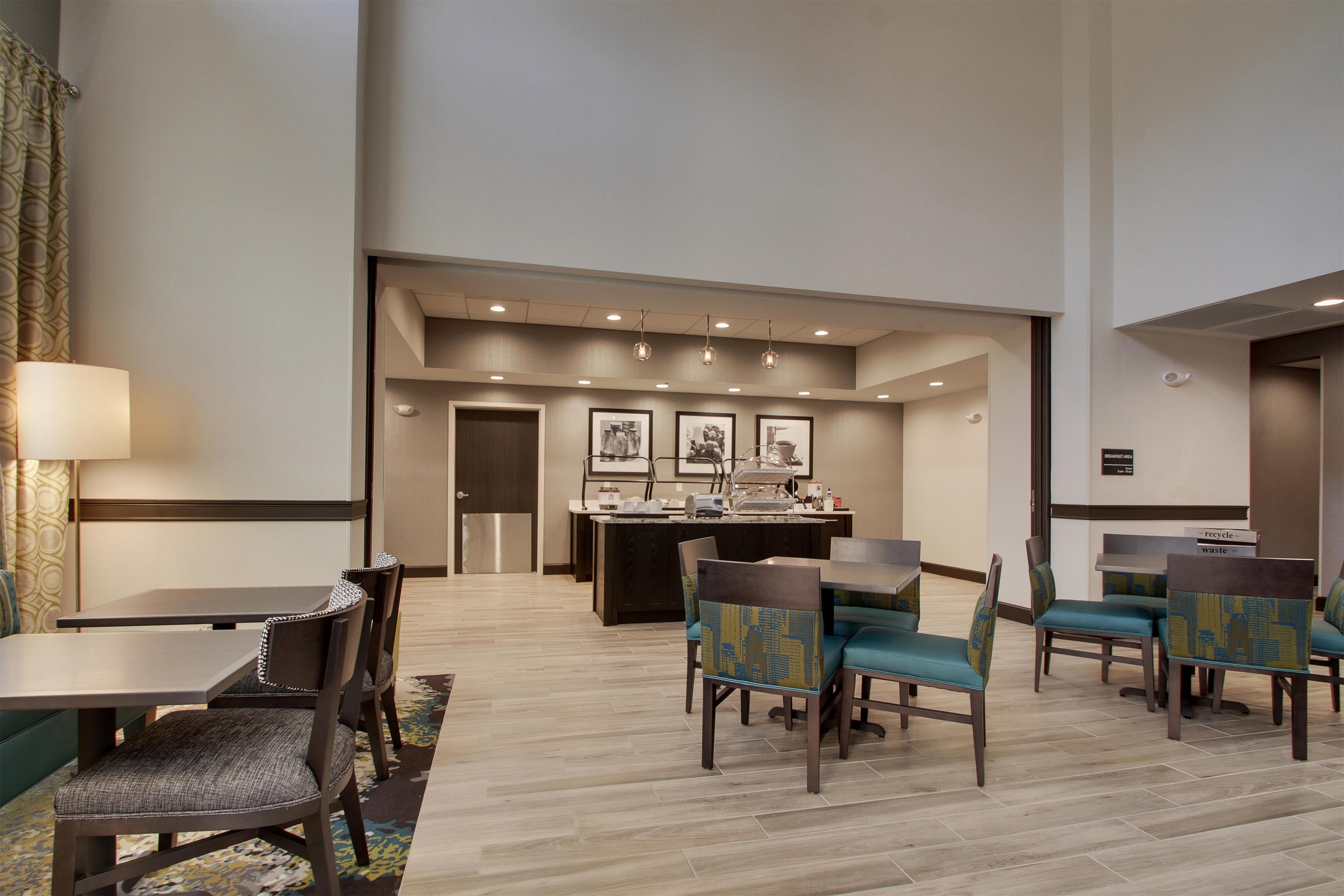 Restaurant | Hampton Inn & Suites Knightdale Raleigh