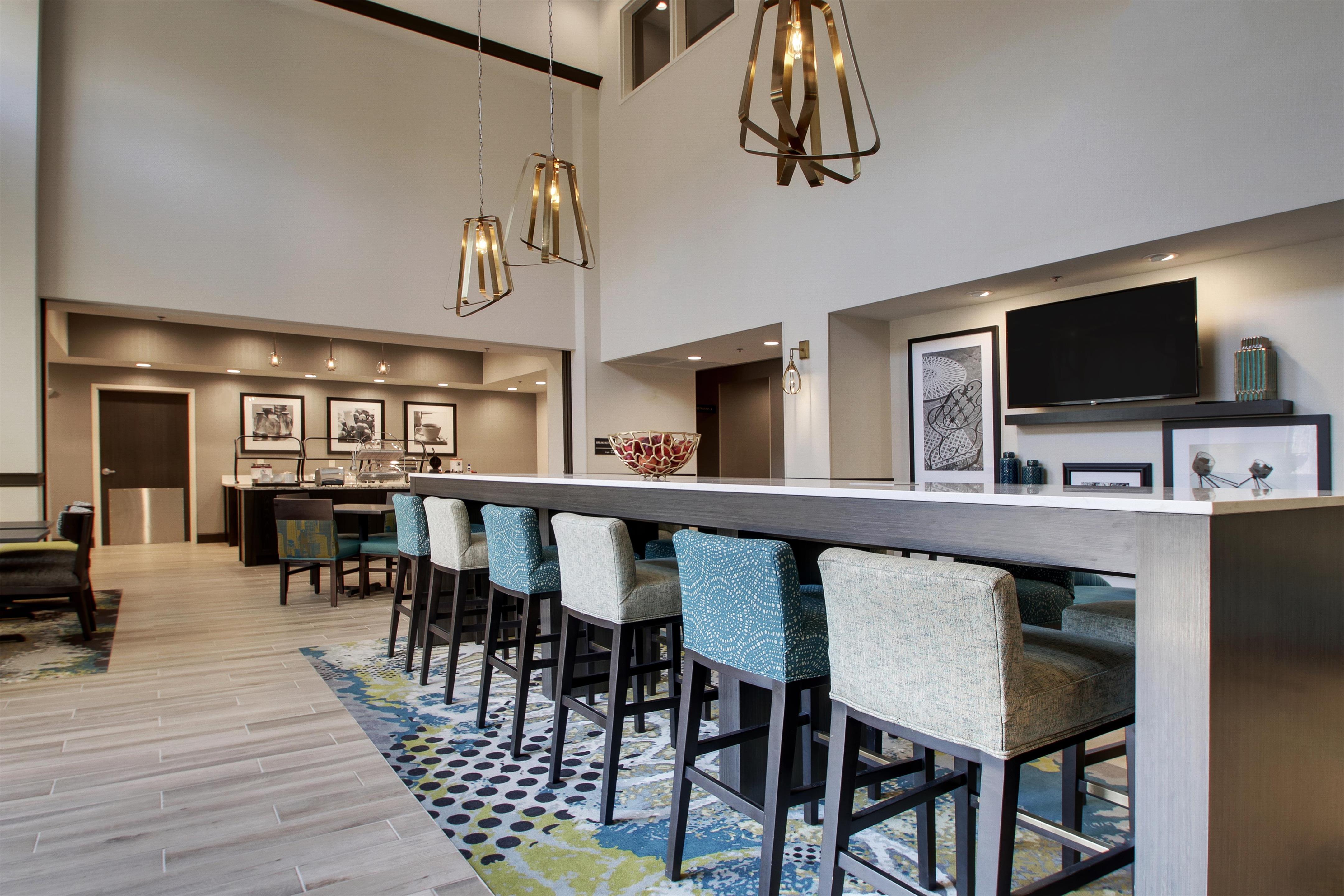 Lobby | Hampton Inn & Suites Knightdale Raleigh